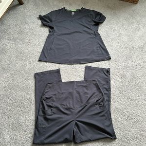 Healing Hands Maternity Scrub set